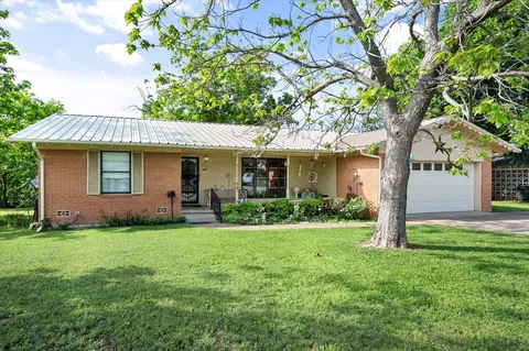 1114 Penrod St, Granbury, TX 76048