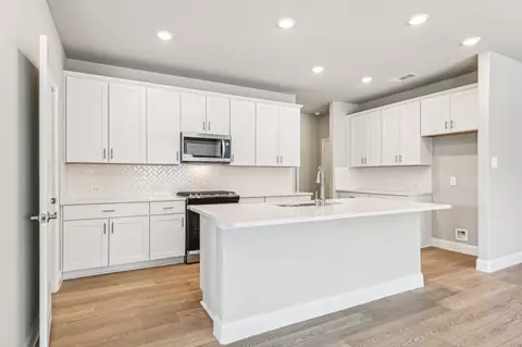 412 Stagg St, Mckinney, TX 75069