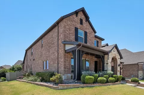 Exterior - 1201 9th St, Argyle, TX 76226 photo 2 of 7