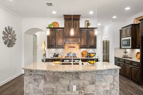 Kitchen - 1201 9th St, Argyle, TX 76226 photo 4 of 5