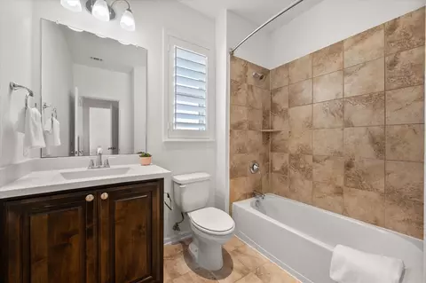Bath - 1201 9th St, Argyle, TX 76226 photo 5 of 5