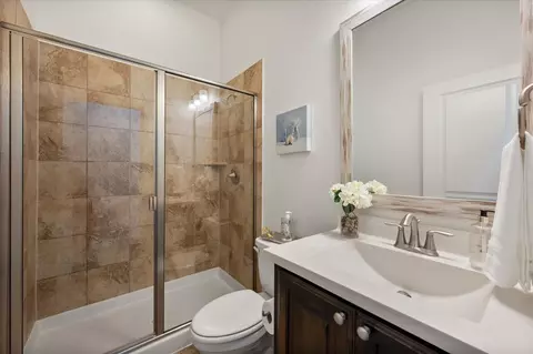 Bath - 1201 9th St, Argyle, TX 76226 photo 3 of 5