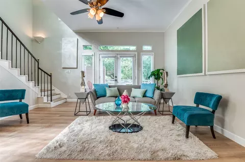 4040 Avondale Ave #201, Dallas, TX 75219