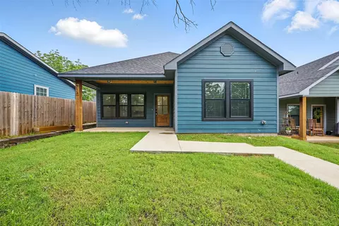 713 E Texas St, Denison, TX 75021