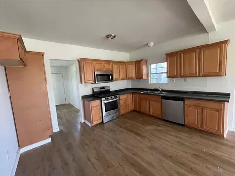 Kitchen - 500 Peyton St, Baird, TX 79504 photo 1 of 1