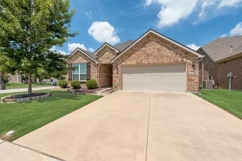 10701 Wesson Dr, Fort Worth, TX 76244