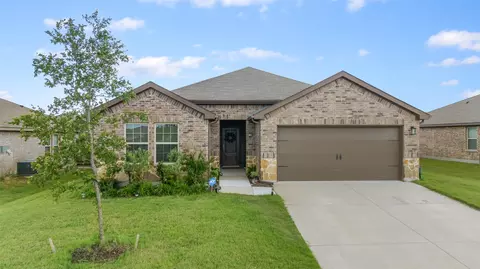 1312 Honeysuckle Dr, Royse City, TX 75189