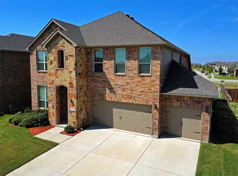 2809 Lakeside Dr, Aubrey, TX 76227