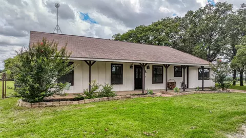 3711 Tin Top Rd, Weatherford, TX 76087