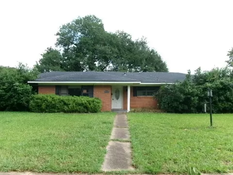 2319 Arlington Pl, Bossier City, LA 71111