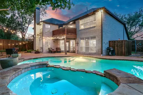 901 Sugarberry Ln, Flower Mound, TX 75028