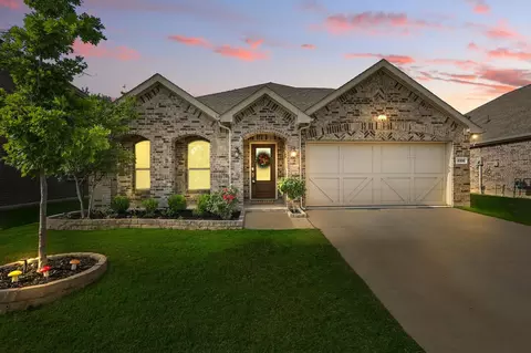 6105 Hightower St, Aubrey, TX 76227