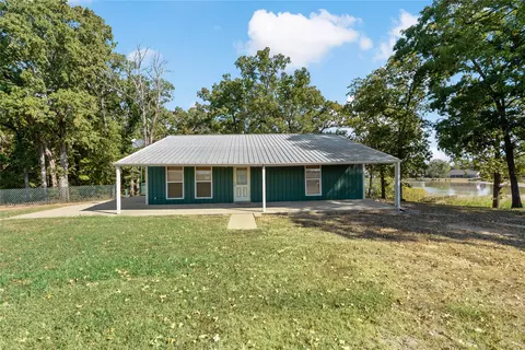 495 County Road 3100, Clarksville, TX 75426