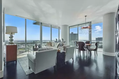 1301 Throckmorton St #2401, Fort Worth, TX 76102