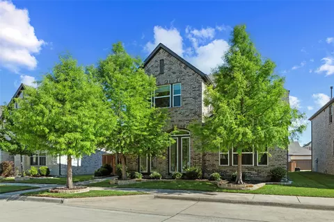 1560 William Way, Farmers Branch, TX 75234