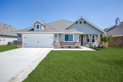111 Olivia St, Hillsboro, TX 76645