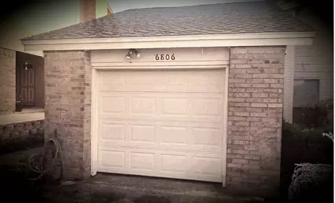 6806 Ports O Call Dr, Rowlett, TX 75088