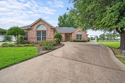 13048 Fairway Dr, Kemp, TX 75143