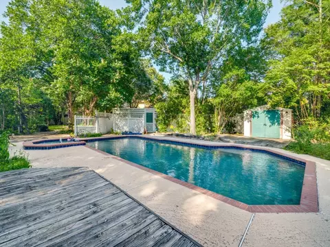 Exterior - 5909 Covington Dr, Rowlett, TX 75089 photo 6 of 6
