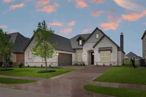 366 Paddle Boat Dr, Granbury, TX 76048