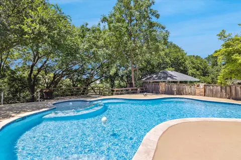 2508 Canyon Ridge Ct, Arlington, TX 76006