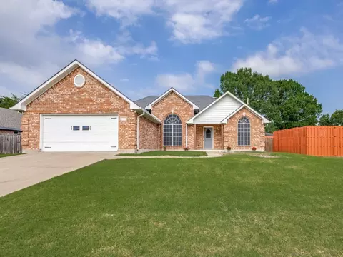937 Calder St, Howe, TX 75459