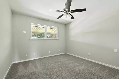 Bedroom - 7109 Timberline Dr, Rowlett, TX 75089 photo 5 of 6
