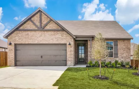 514 Hillcrest Cir, Justin, TX 76247