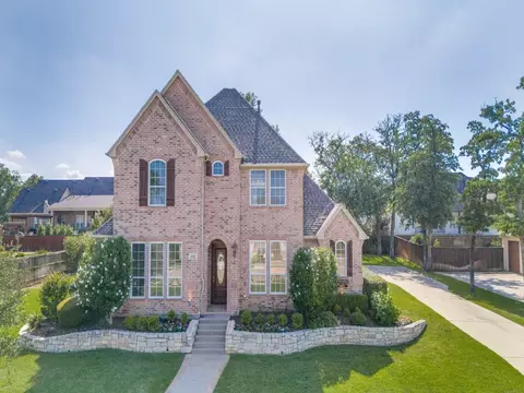 1040 Peregrine Pl, Kennedale, TX 76060