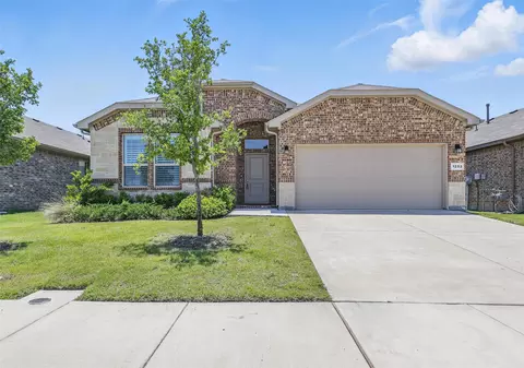 1253 Presidio Ln, Weatherford, TX 76087