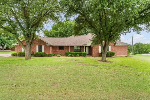 137 Thiele Rd, Lorena, TX 76655
