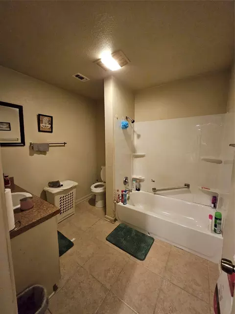 Bath - 1203 Sample, Mansfield, LA 71052 photo 2 of 2