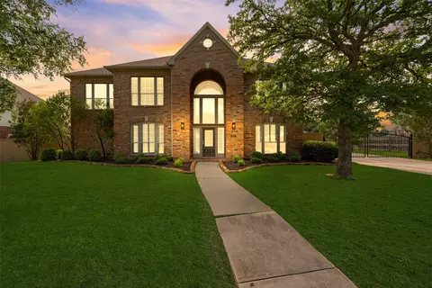 402 Thistle Ct, Southlake, TX 76092