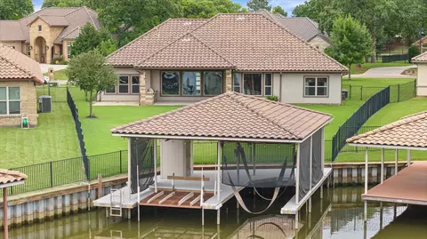 1209 Catalina Bay Blvd, Granbury, TX 76048