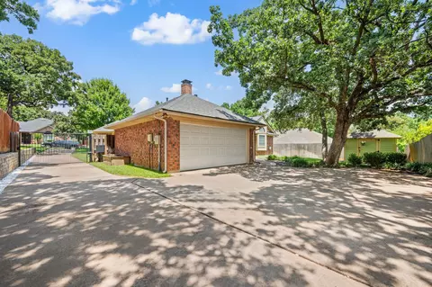 3907 Meadow Dr, Grapevine, TX 76051 photo 39
