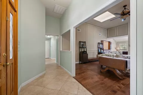 3907 Meadow Dr, Grapevine, TX 76051 photo 11