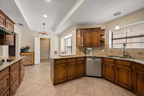 3907 Meadow Dr, Grapevine, TX 76051 photo 23