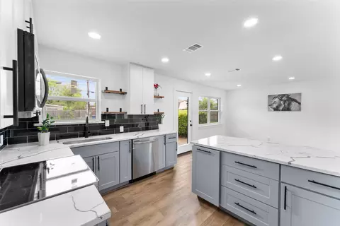 13409 Red Fern Ln, Dallas, TX 75240