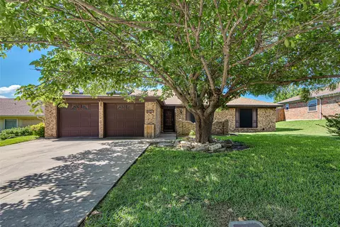1337 Royster Rd, Fort Worth, TX 76134