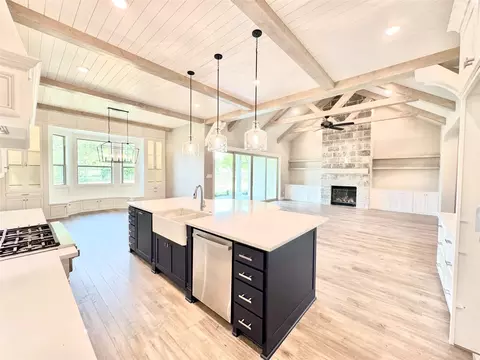Kitchen - 9604 Hester Ln, Argyle, TX 76226 photo 5 of 7