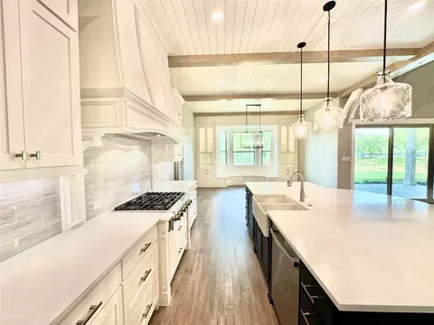 Kitchen - 9604 Hester Ln, Argyle, TX 76226 photo 7 of 7