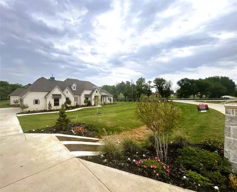 Exterior - 9604 Hester Ln, Argyle, TX 76226 photo 4 of 10