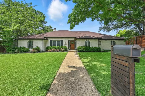 16905 Colegrove Dr, Dallas, TX 75248