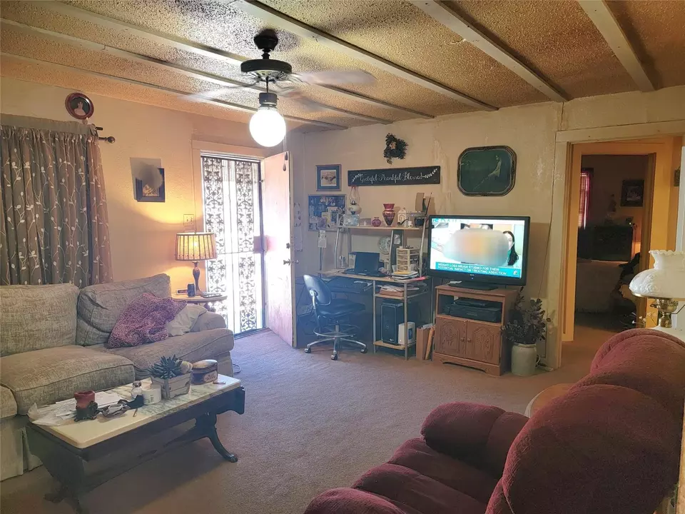 Living - 639 Grape St, Abilene, TX 79601 photo 5 of 7