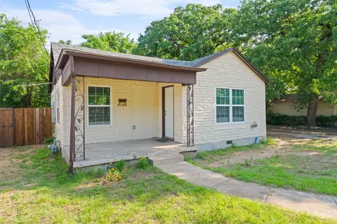 4106 Wheeler St, Fort Worth, TX 76117
