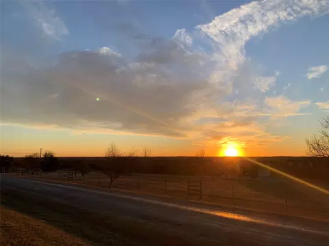 003 Stone Marshall Rd, Van Alstyne, TX 75495