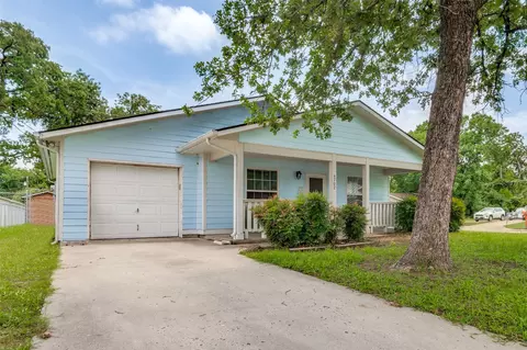 4702 Nome St, Dallas, TX 75216