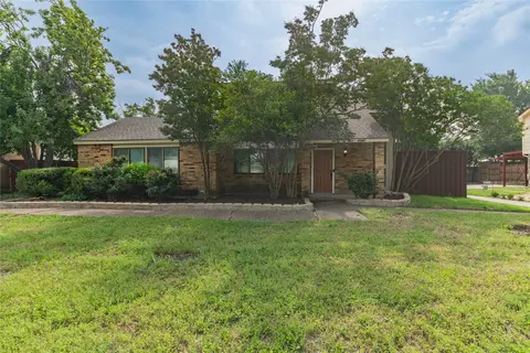 2100 Daybreak Trl, Plano, TX 75093