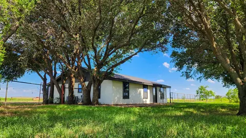 4901 Fm 2647, Winters, TX 79567