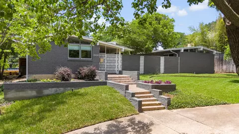 10449 Vinemont St, Dallas, TX 75218
